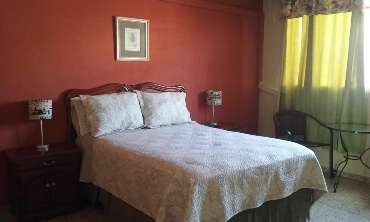 فندق Casa San Benito سان سلفادور المظهر الخارجي الصورة